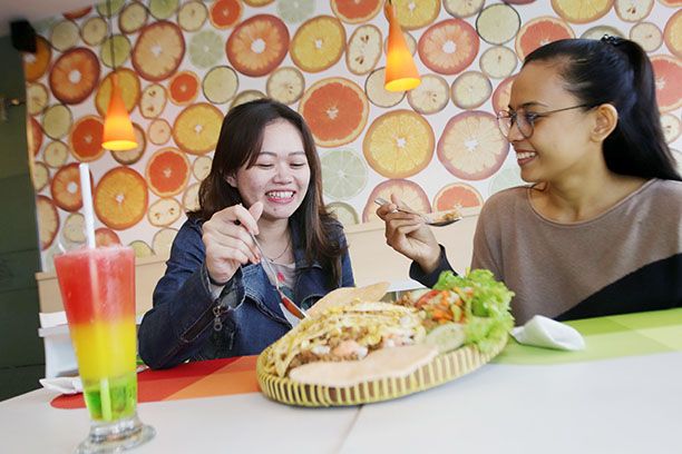 Sensasi Pedas dan Porsi Banyak Nasgor Ambyar Sesuai Lidah Kota Buaya