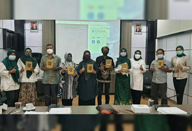 Diskusi di DPRD Gresik, Perempuan Tani HKTI Kenalkan Kopi Unggulan