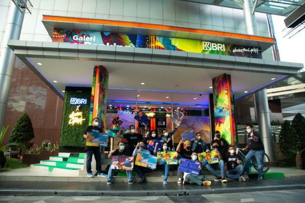 Kolaborasi BRI-NeverTooLavish Tampil Keren Sasar Millennials