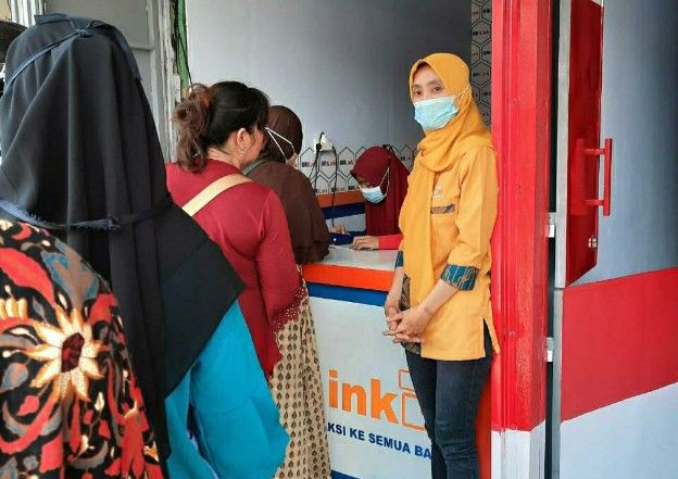 Sukses Jadi Agen BRILink di Yogyakarta dari Garasi Rumah