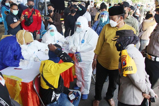 Cegah Varian Baru, Forkopimda Jatim Gandeng BNPB Tegakkan Prokes - 3T