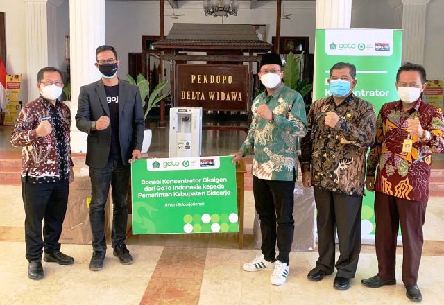 Pemkab Sidoarjo Terima Donasi Konsentrator Oksigen dari GoTo