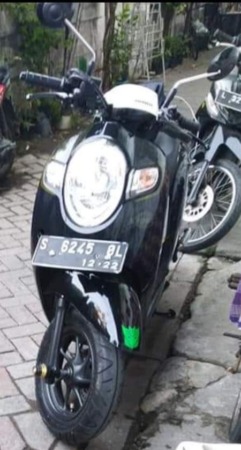 Sepeda motor korban sebelum dicuri maling di Bibis Karah, Surabaya. (IST)