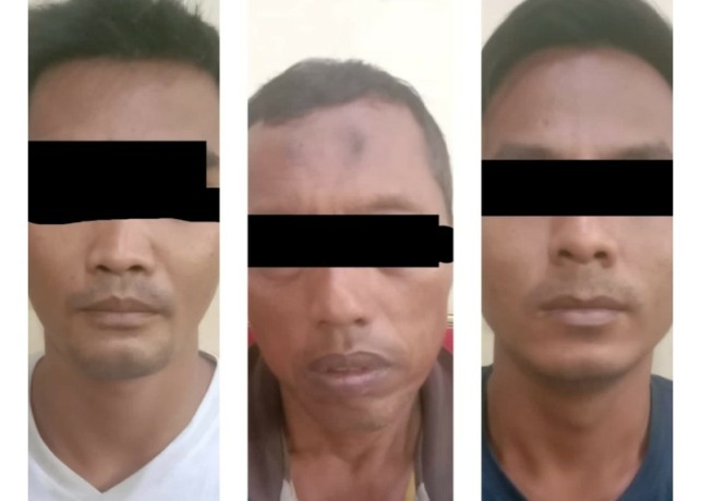 Dua pelaku pembobolan rumah di Bulak Banteng serta seorang penadah asal Sampang ditahan di Polrestabes Surabaya. (IST)