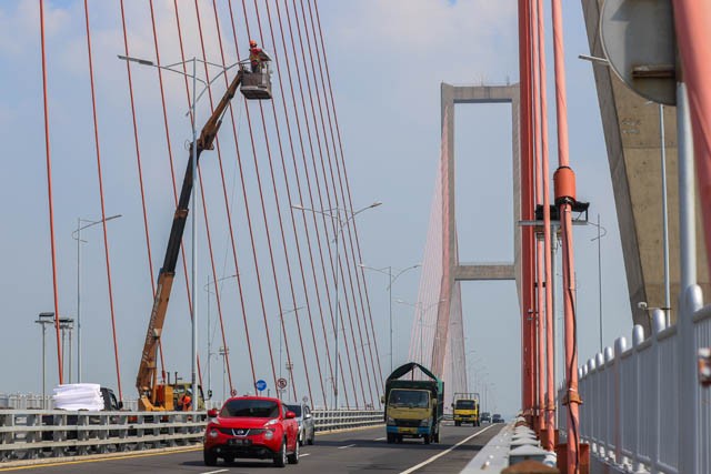 Ilustrasi Jembatan Suramadu. (DOK. JAWAPOS)