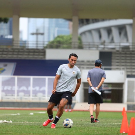 Pemain timnas Indonesia  Ezra Walian siap memberikan kemenangan untuk pasukan Garuda. (PSSI)