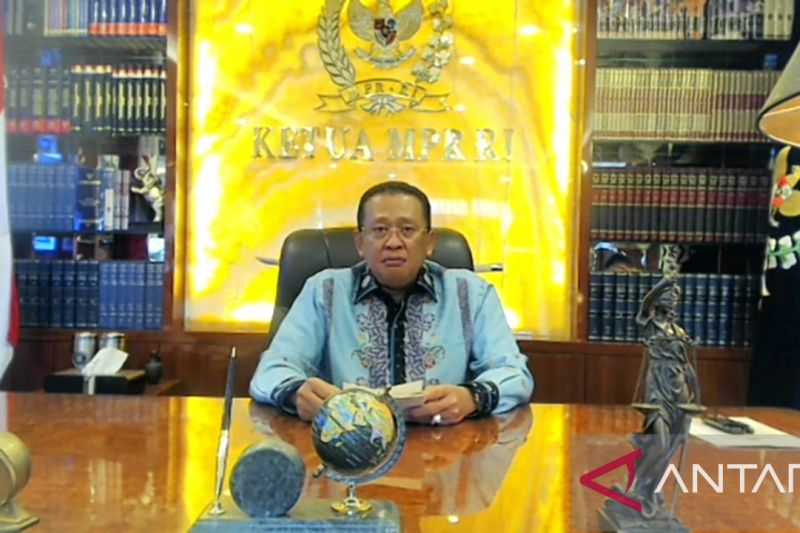 Tangkapan layar Ketua MPR RI Bambang Soesatyo saat menjadi pembicara kunci dalam sesi kedua Konvensi Nasional Media Massa Hari Pers Nasional 2022 betajuk ”Kesetaraan Tanggung Jawab Antara Platform Global dan Media Nasional” yang diselenggarakan secara hyb