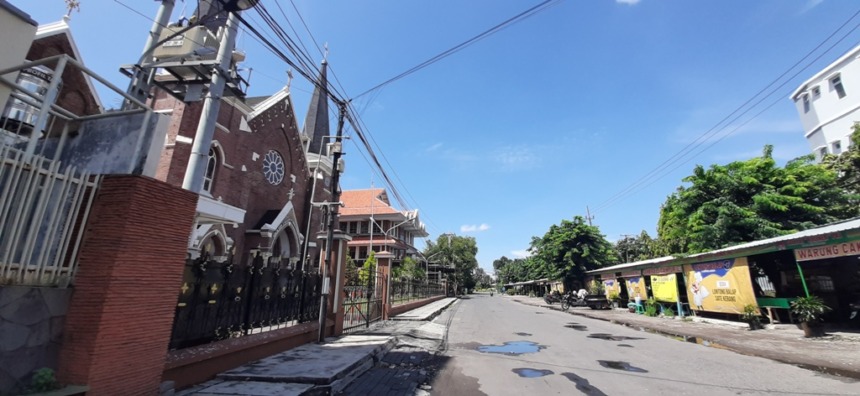 HERITAGE: Gereja Katolik Kelahiran Santa Perawan Maria di Jalan Kepanjen, Surabaya. (SURYANTO/RADAR SURABAYA)