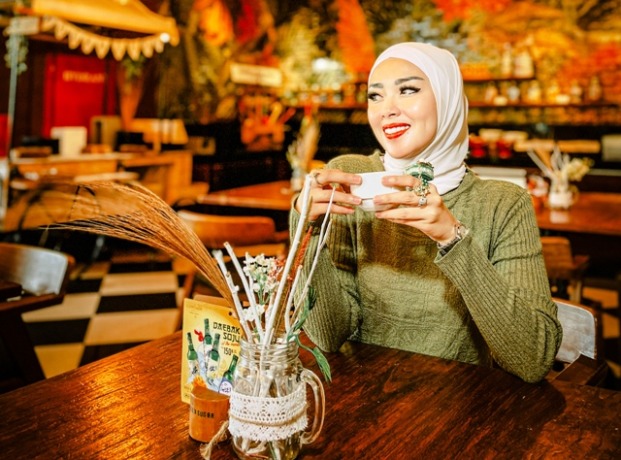 CITA RASA KHAS: Makanan yang lezat berpadu dengan suasana yang nyaman menjadi paduan makan yang sempurna. Puluhan menu disajikan, mulai dari makanan pembuka, utama dan penutup. (ISTIMEWA)