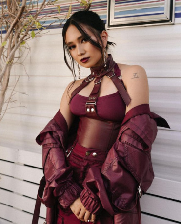 KEREN: Penampilan Niki Zefanya di panggung festival musik dan seni tahunan Coachella masih jadi sensasi online.  (INSTAGRAM)