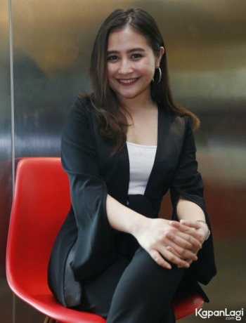TEGAS: Prilly Latuconsina ingin fokus berkarya dan menjauhi gosip. (KAPANLAGI)