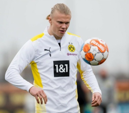 ANDALAN: Erling Haaland disebut sudah sepakat dengan Manchester City. (BUNDESLIGA)