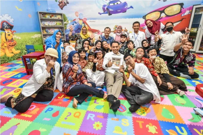 LENGKAP: Rumah Anak Prestasi dilengkapi berbagai fasilitas untuk kembangkan diri dan ruang terapi. (SURYANTO/RADAR SURABAYA)