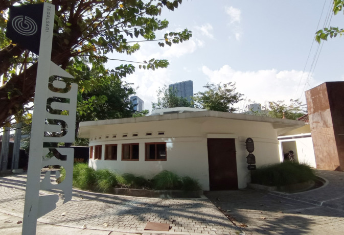 SUDAH DIPERBAIKI: Bunker Tegalsari dahulu menjadi bagian dari Kepolisian Seksi II, namun sejak pembangunan belumpernah dimanfaatkan. (SURYANTO/RADAR SURABAYA)