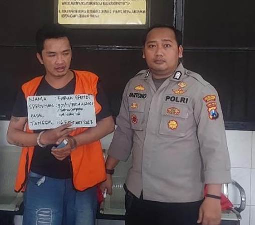 KAWAKAN: Tersangka Faruk Efendi ditahan di Polrestabes Surabaya. (IST)