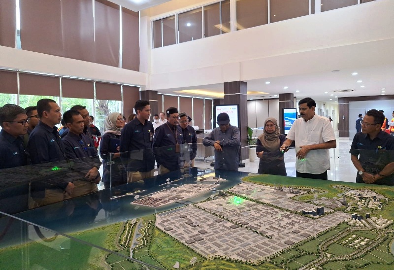 KOLABORASI: Bentuk dukungan PLN terhadap perkembangan KEK Gresik melalui penyediaan infrastruktur ketenagalistrikan yang andal. (ISTIMEWA)