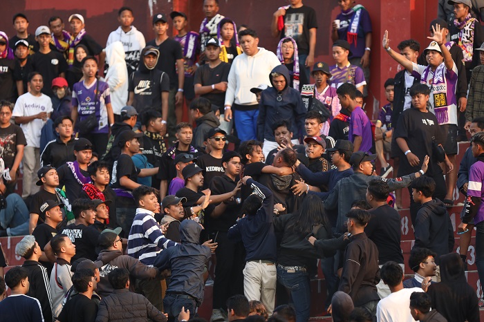CARI PELAKU: Panpel Persik Kediri diwajibkan mencari pemukul Aremania yang bertandang di Brawijaya (15/7).