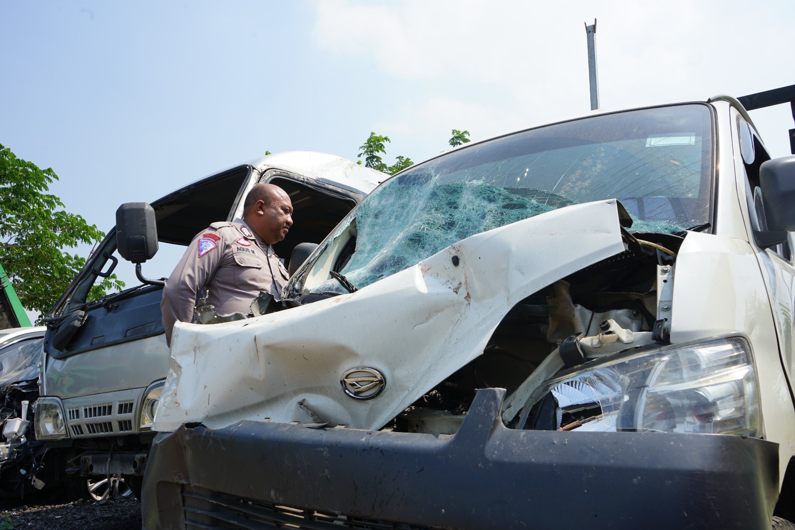 Barang bukti mobil Daihatsu Grand Max di Kantor Satlantas Polres Nganjuk, kemarin siang