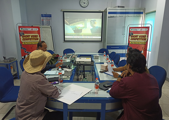 DETAIL: Tim juri short video competition menilai karya peserta yang mengeksplorasi peternakan di Kabupaten Kediri.