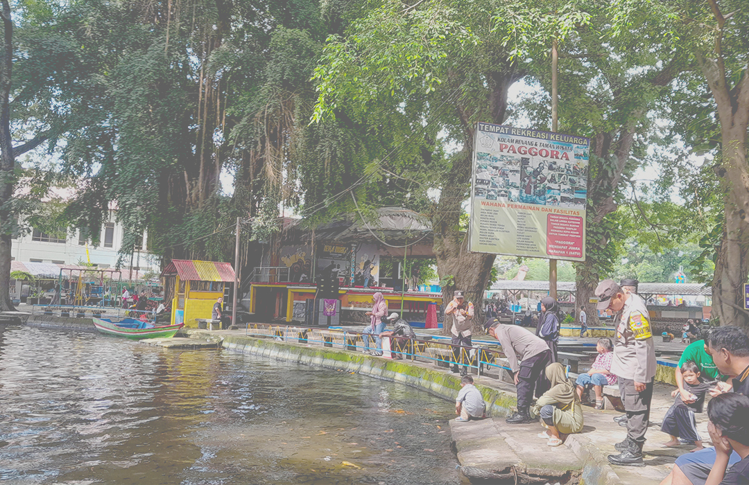 Jajaran Polres Kediri Kota melakukan pengecekan di Taman Wisata Pagora Kota Kediri. Selama libur lebaran, tempat ini banyak dikunjungi masyarakat.