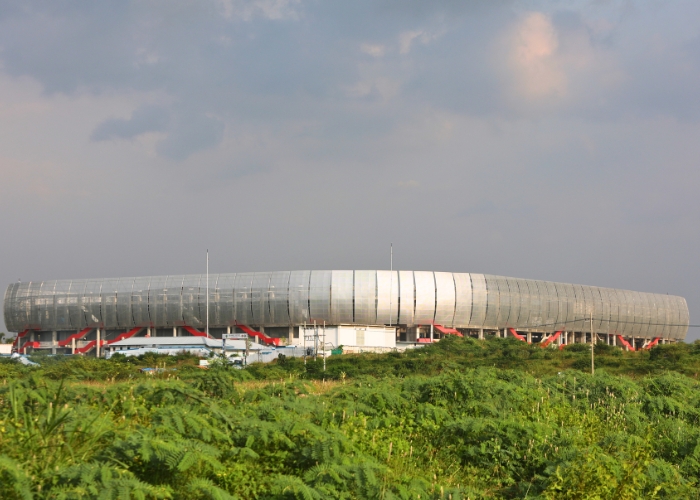 TUNGGU KELANJUTAN: Proyek Stadion Gelora Daha Jayati di Desa Bulusari, Tarokan yang tahap 1 dikerjakan oleh Pemkab Kediri akan dilanjutkan oleh Kementerian&nbsp;PUPR.