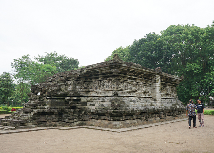 Candi Tegowangi memiliki sejarah panjang peradaban. Candi ini banyak dikunjungi wisatawan untuk mempelajari sejarah.