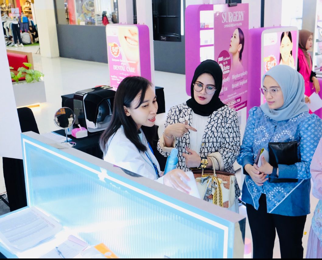 DUKUNG SEKTOR KECANTIKAN: Bunda Ria berencana mengembangkan perekonomian melalui sector kecantikan.