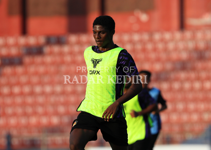Hugo Samir, Penggawa Muda Anyar Persik Kediri.