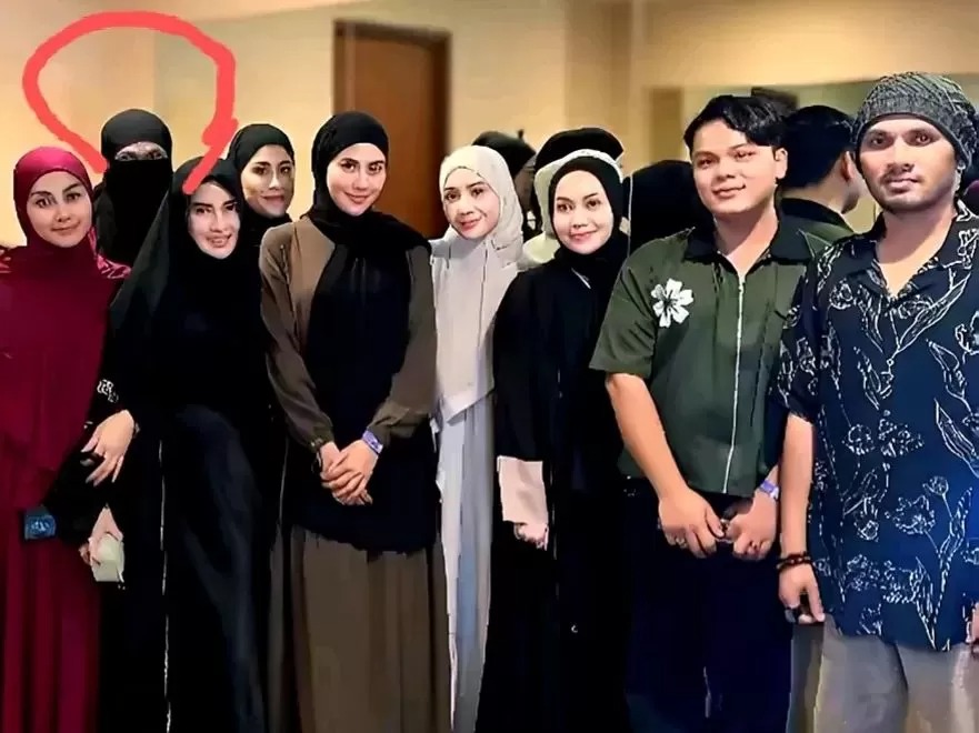 Wanda Harra bercadar