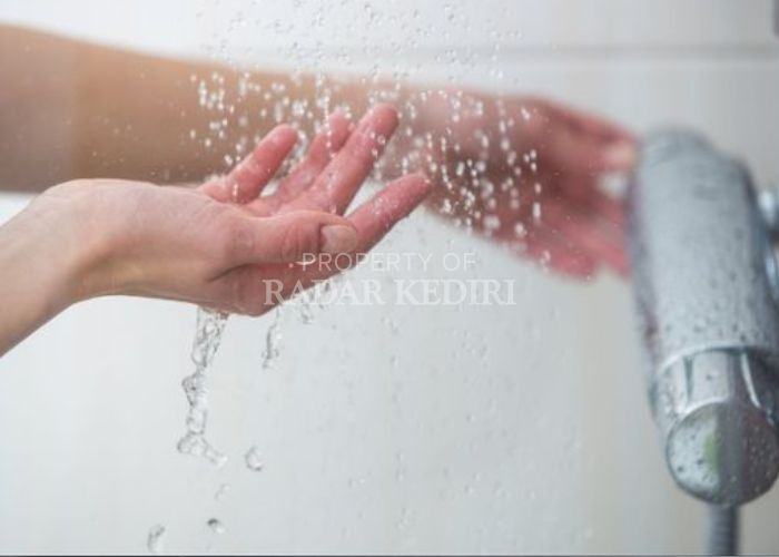 Ilustrasi mandi besar