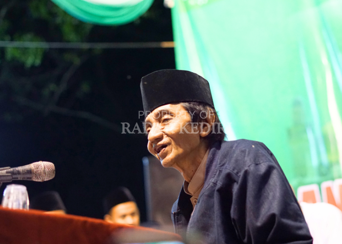 Kiai Kharismatik nan Bersahaja, Teladan bagi Semua Orang
