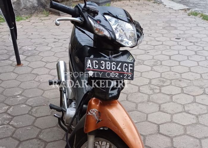 BARANG BUKTI: Motor yang sempat dibawa kabur pencuri.
