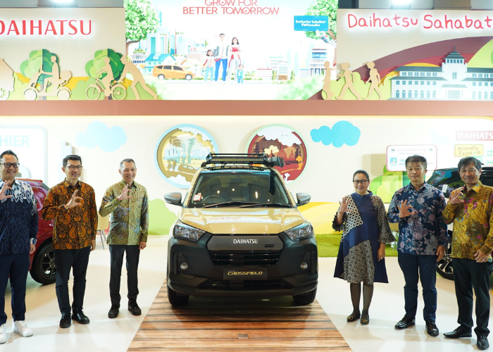 Pembukaan booth Daihatsu di GIIAS 2024 di Bandung berlokasi booth i, Sudirman Grand Ballroom.