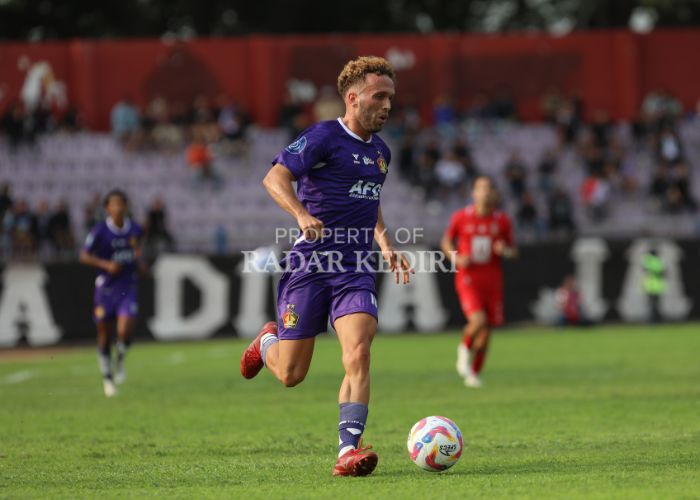 PEMAIN KUNCI: Playmaker Persik Kediri Ze Valente diharapkan kembali menunjukkan performa terbaiknya saat menjamu PSBS Biak.