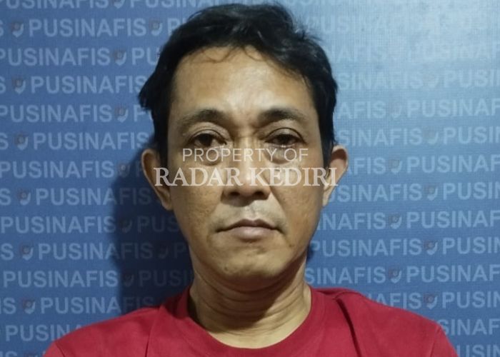 RESIDIVIS: Pencuri gawai asal Nganjuk yang dibekuk Polsek Pesantren.