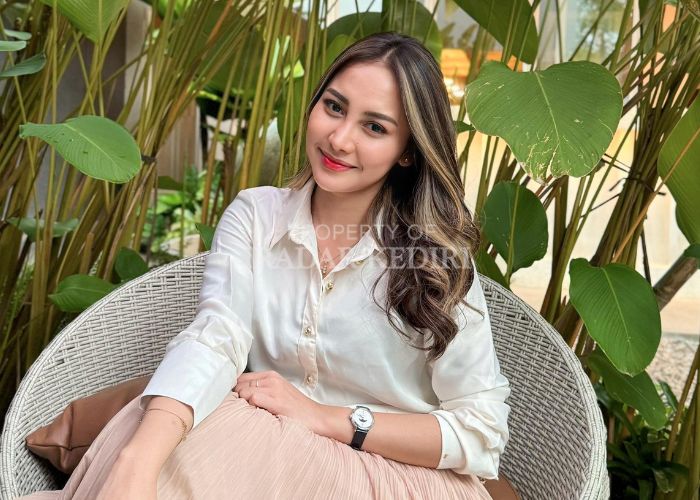 MEMBANGGAKAN: Tak hanya cantik, Wulan memiliki bisnis brand fashion yang sukses.