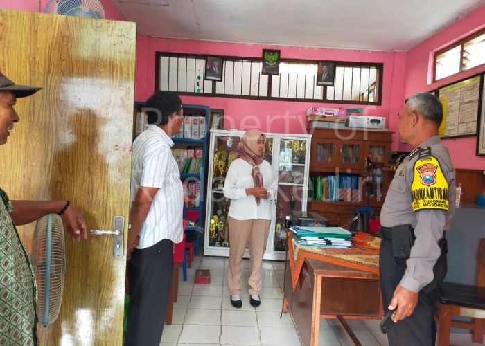 TKP: Pencurian di TK Arta Kencana di Jalan Veteran, Kelurahan Sukorame, Kota Kediri.