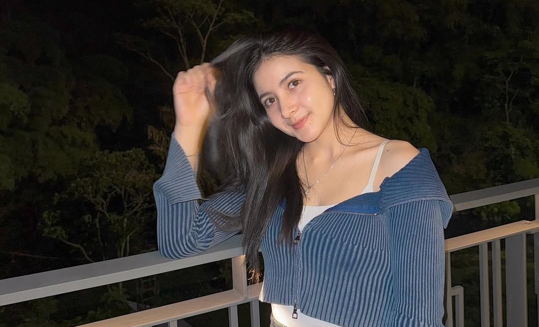 Bulan Sutena yang kembali viral gara-gara video 1 menit 14 detik.