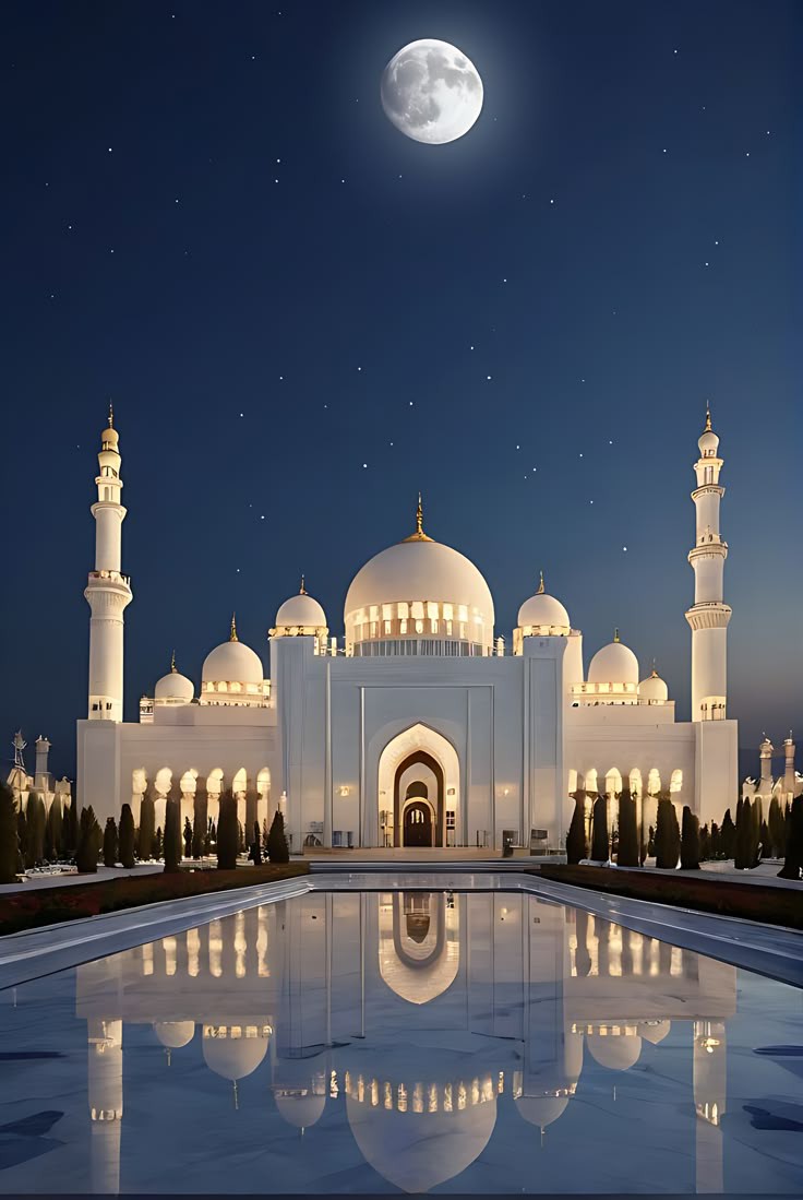 Masjid jadi tempat untuk beribadah di malam Nisfu Syaban.
