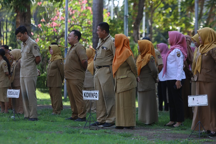 Hanya golongan tertentu yang akan dapat gaji ke-13 tahun 2025.