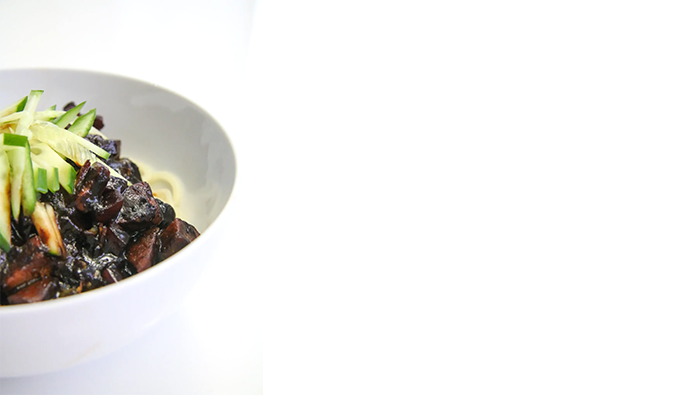 jjajangmyeon (짜장면)