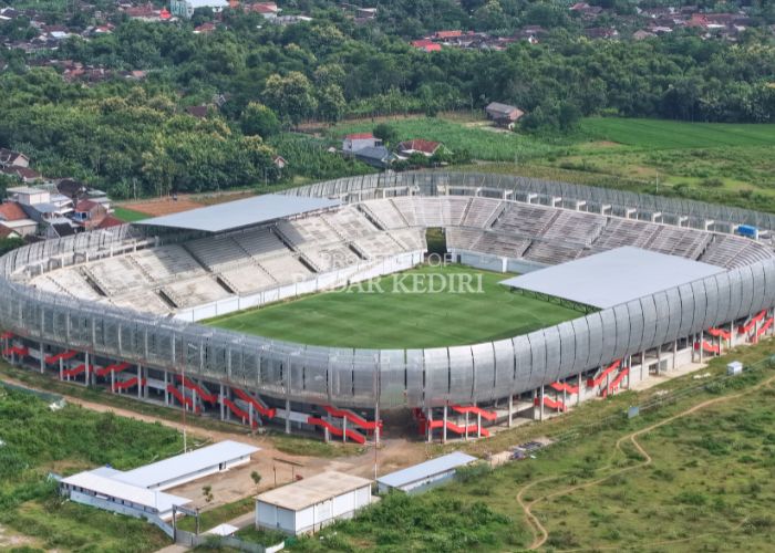 Gelora Daha Jayati Kediri difoto menggunakan drone.