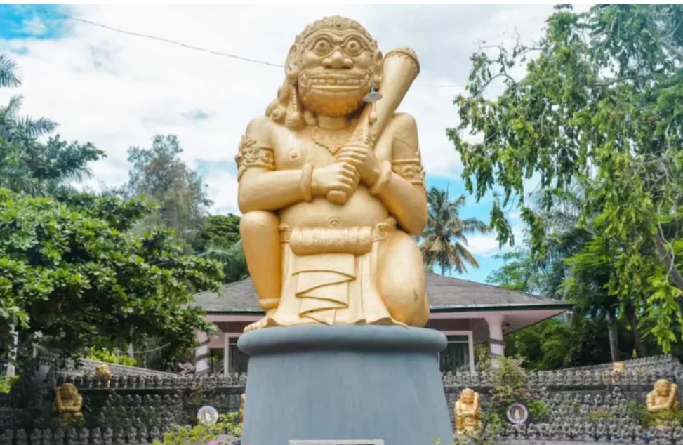 Masuk Pantai Retjo Sewu tidak boleh berpakaian warna hijau