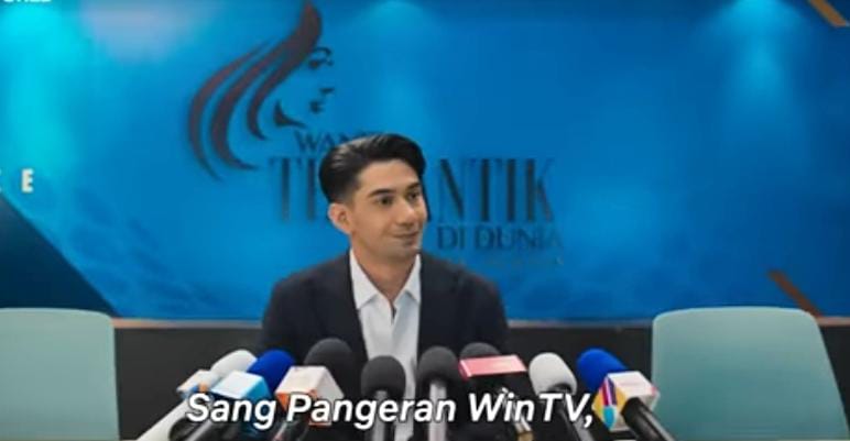 Potret Reza Rahardian di film The Most Beautiful Girl in the world