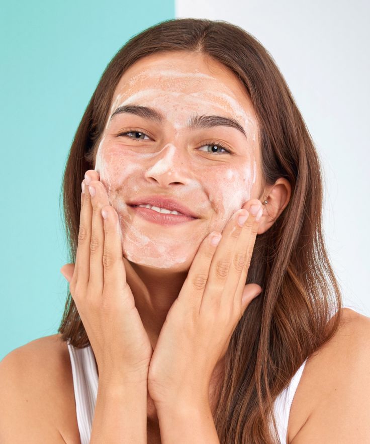 Rahasia Kulit Wajah Glowing, Coba Trik Ini!
