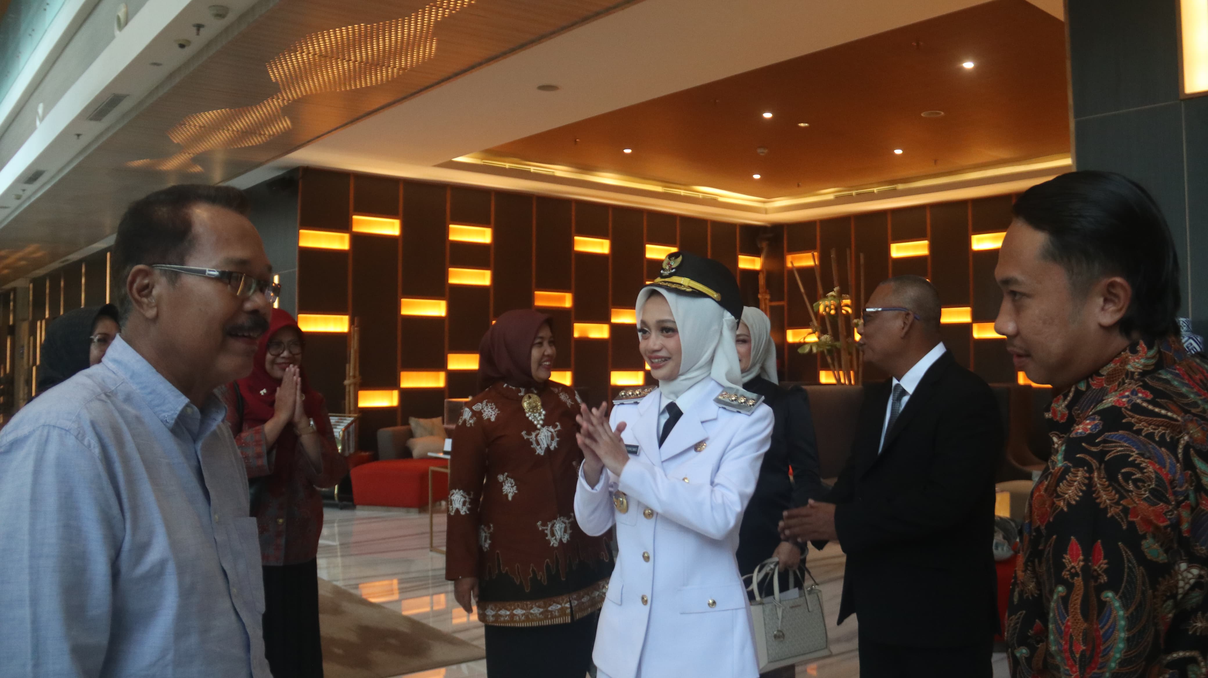 Suasana menjelang pelantikan Vinanda Prameswati sebagai Wali Kota Kediri.