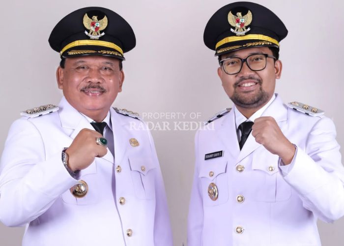 Marhaen-Handy resmi dilantik sebagai Bupati dan Wakil Bupati Nganjuk di Istana Negara oleh Presiden Prabowo kemarin pagi.