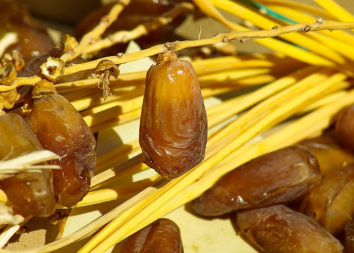 Kurma menjadi takjil yang banyak dicari saat ramadhan.