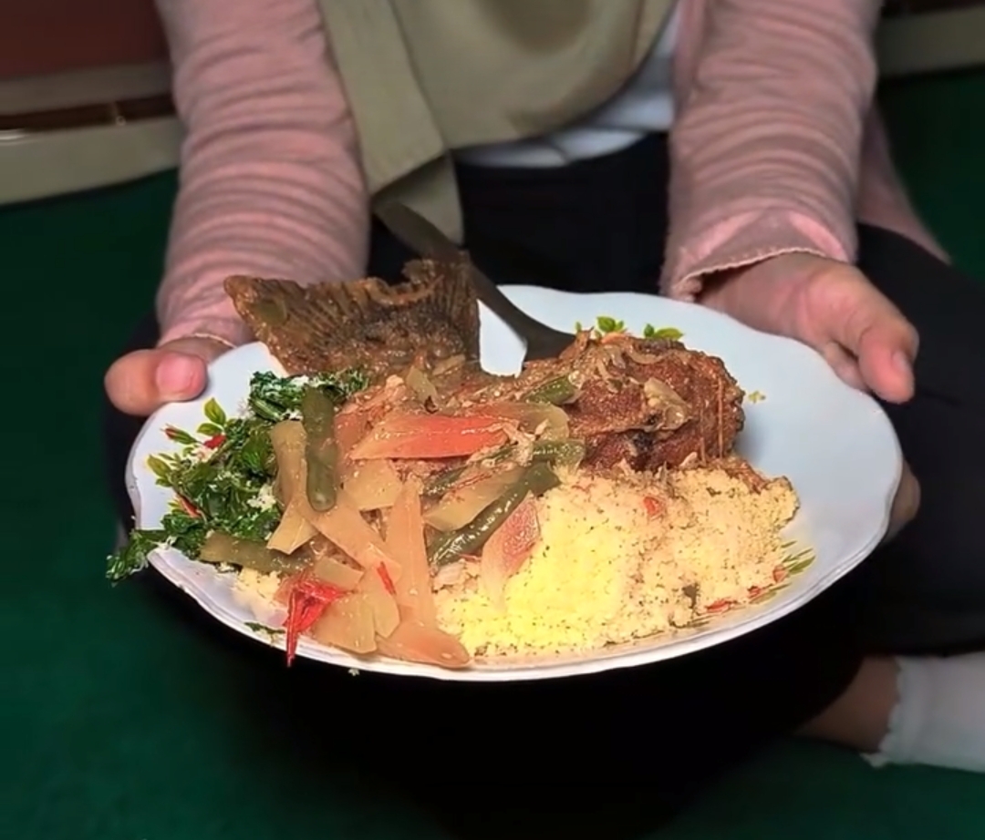 Nasi jagung Bu Nur di Kras, Kabupaten Kediri.
