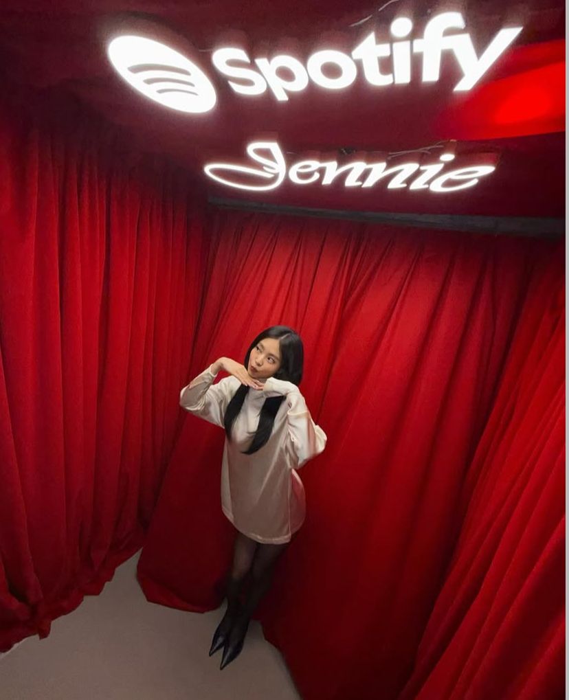 Dance Jennie Blackpink yang sedang viral di TikTok.